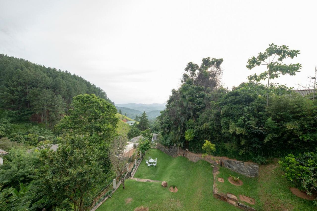 Melheim Kandy Villas Eksteriør billede