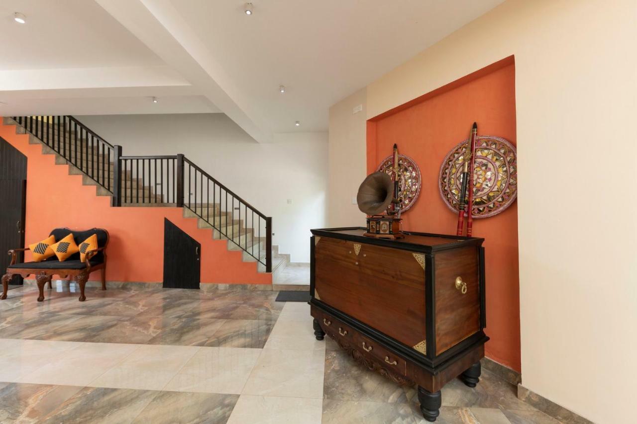 Melheim Kandy Villas Eksteriør billede
