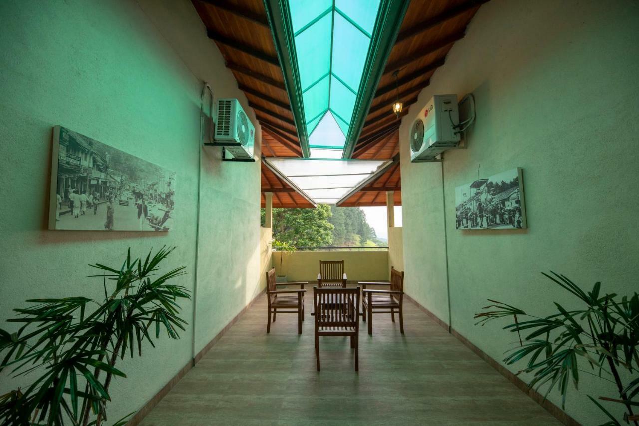 Melheim Kandy Villas Eksteriør billede