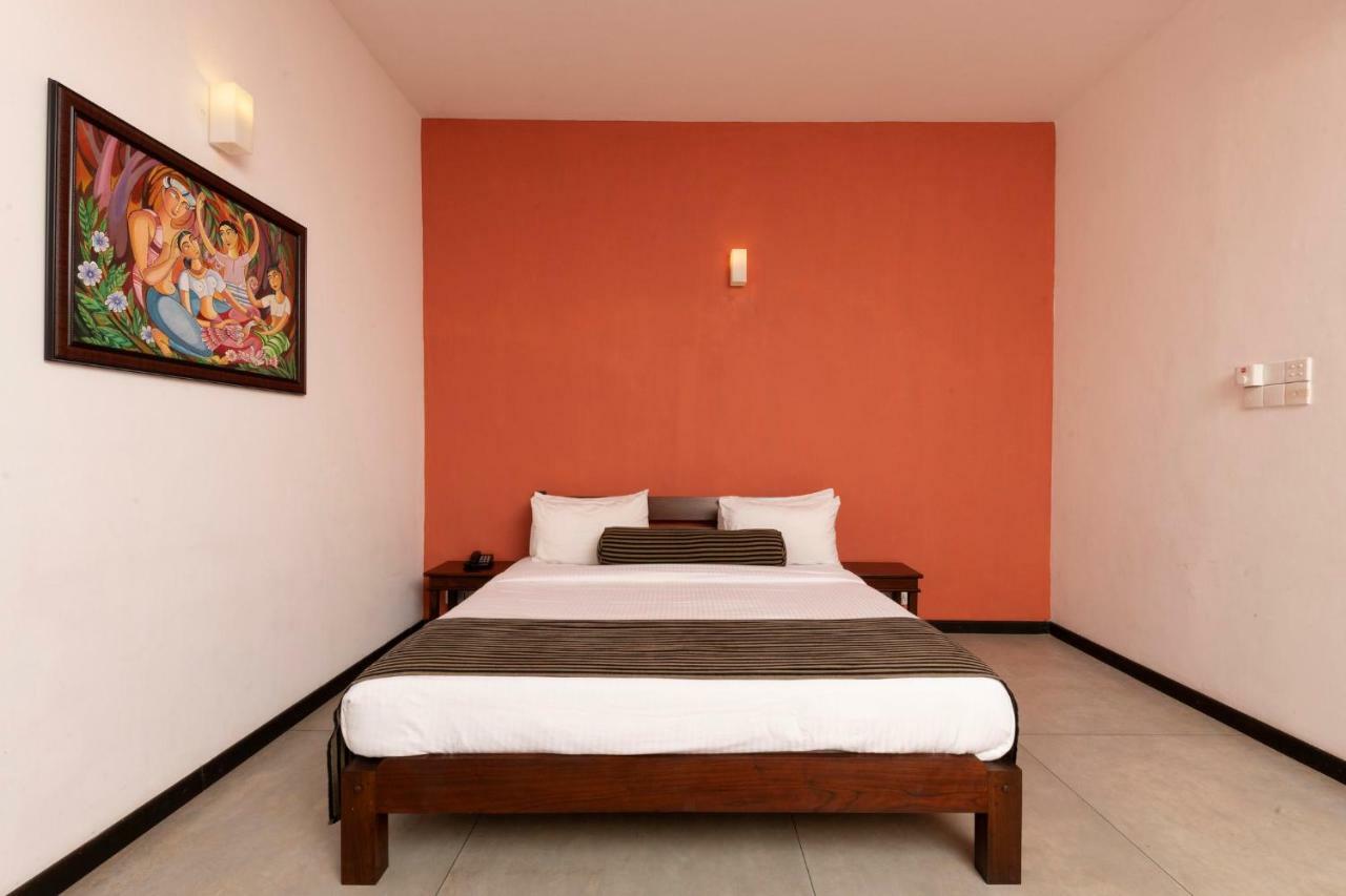 Melheim Kandy Villas Eksteriør billede